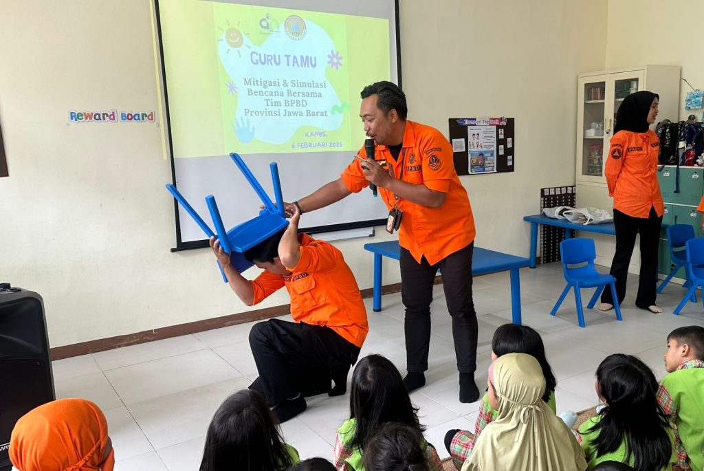 Kegiatan Guru Tamu (Belajar Siaga Bencana Sejak Dini)