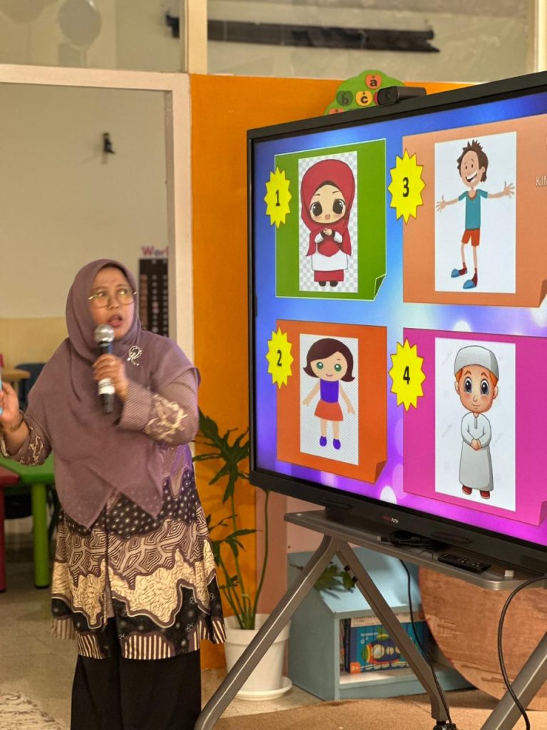 KEPUTRIAN DAN KEPUTRAAN